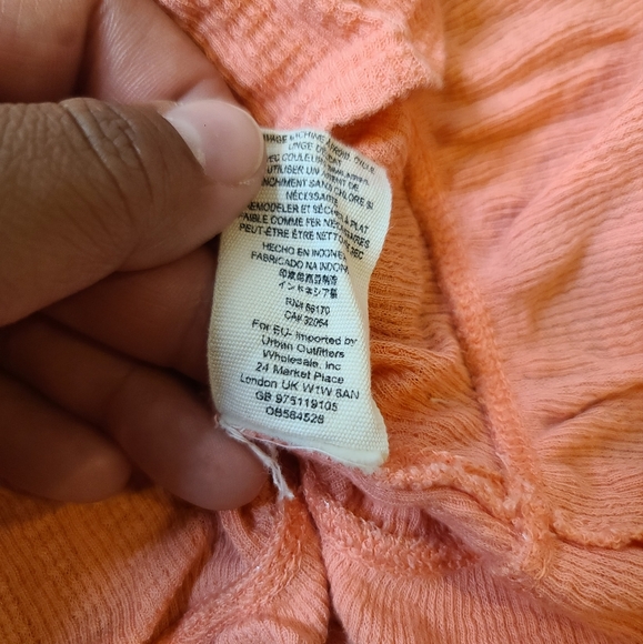 We The Free Coral Mint Julep Top Size Large - Picture 6 of 8